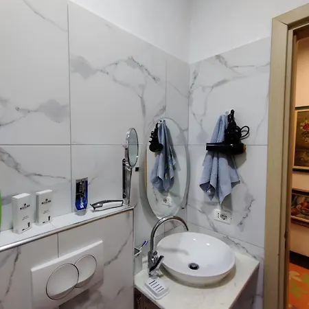 Apartment Jeshil House *