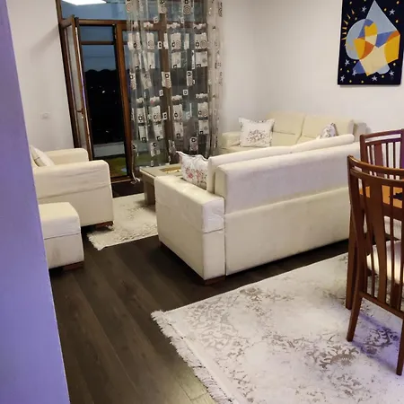 Apartment Jeshil House